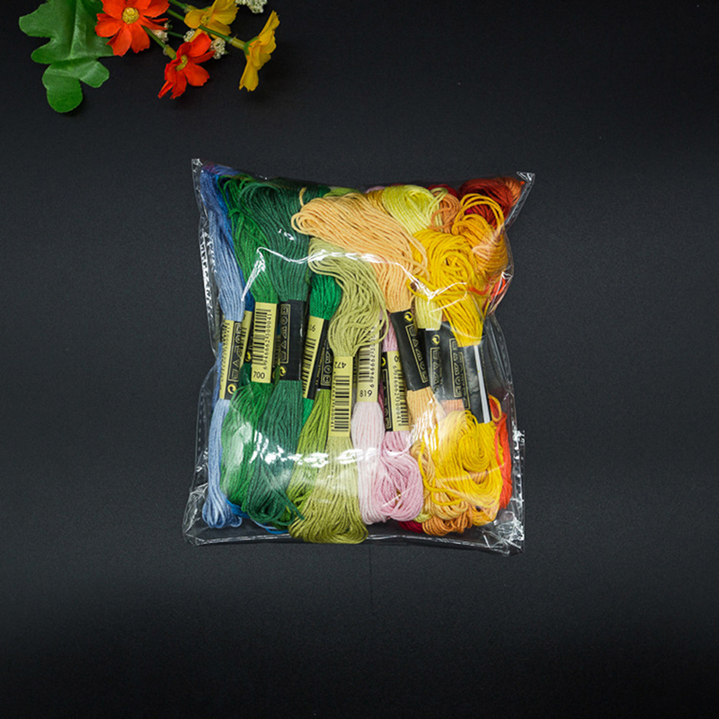 C 24/100/50 Multicolor Cross   - Sewing Necessities ulasan dan harga